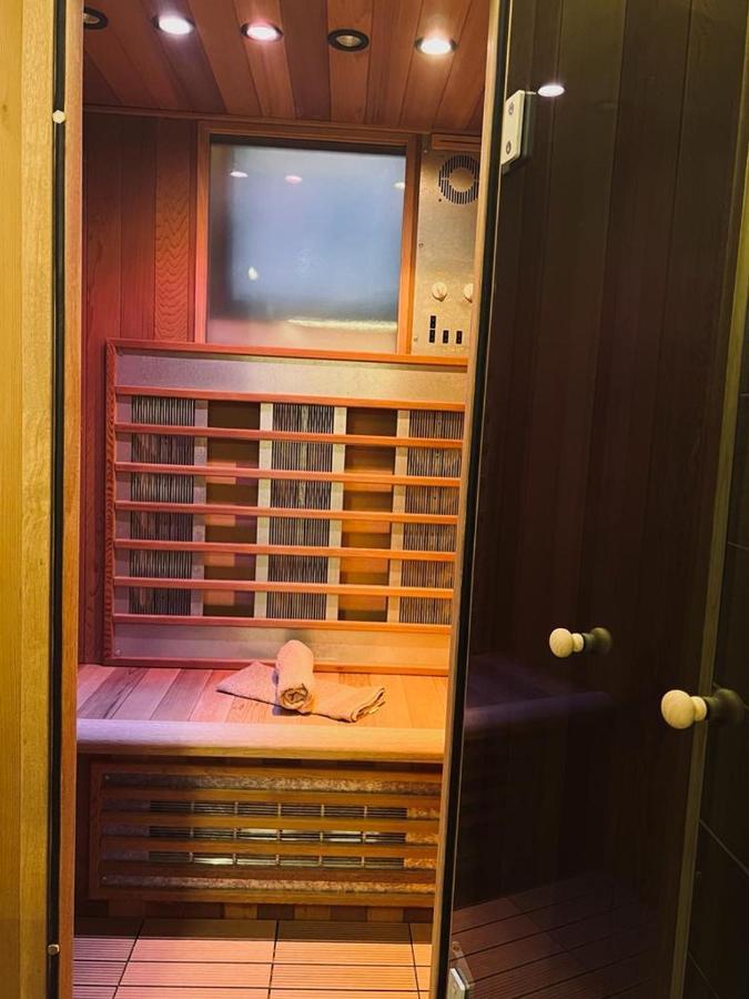Apartament Aretta Braşov Eksteriør billede